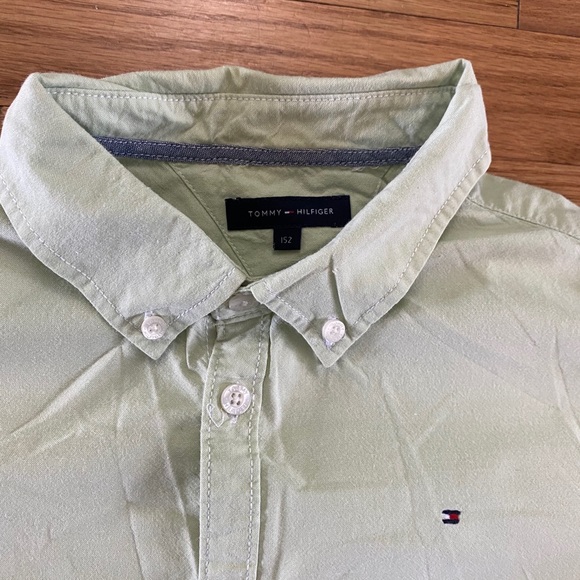 Tommy shirt size 12T - Picture 2 of 2